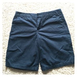 Gap boyfriend roll up shorts - navy size 4