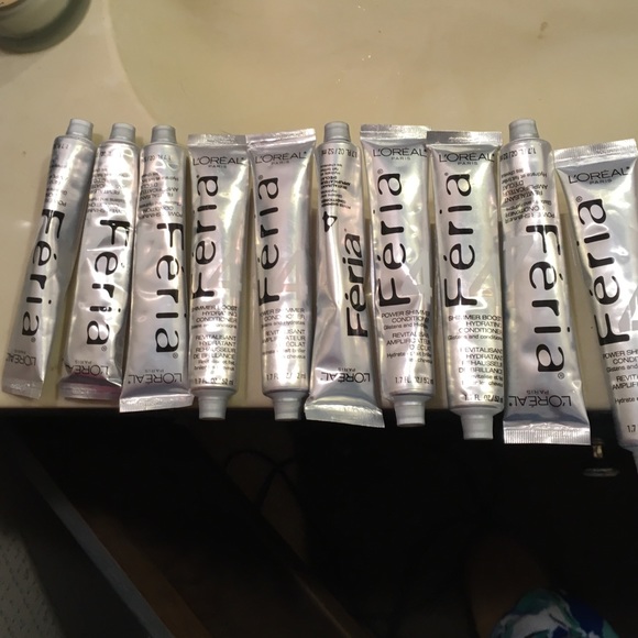 L'Oréal Féria hair conditioner