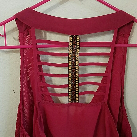 Top - Picture 2 of 3