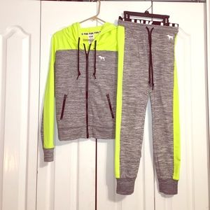 Victoria secret set.