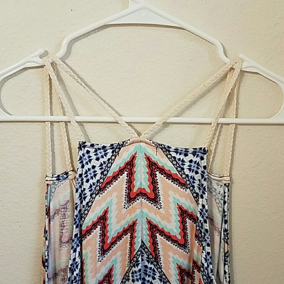 Top - Picture 2 of 3