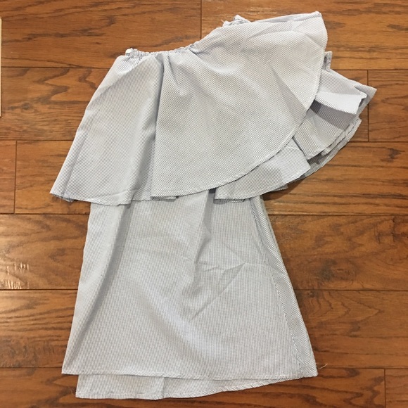 SHEIN Women’s Off-The Shoulder Ruffle Strapless Blouse Blue White Large - Picture 7 of 7