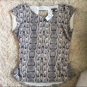 NWT Express Top