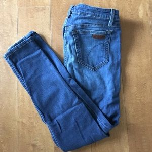 Joe's Skinny Ankle Jeans. Size 28.