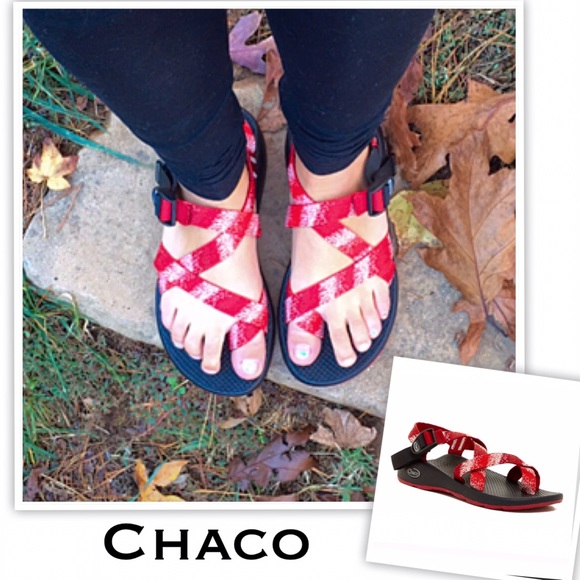 Chaco Shoes - *Last Pair• Chaco Red Z2 Yampa Toe Loop Sandal-New