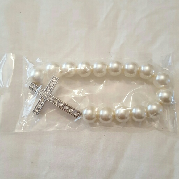 Cross bracelet