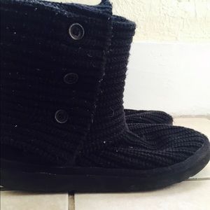 Knitted Black UGGs size 8