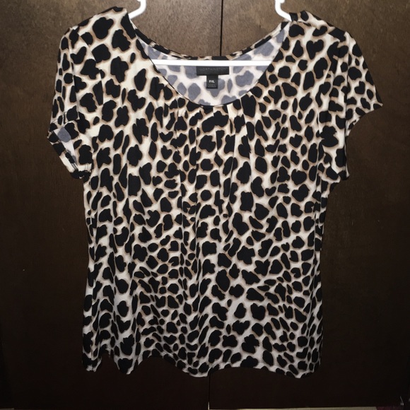 Nice top - Picture 1 of 1