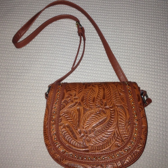 Crossbody purse
