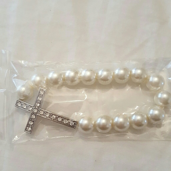 Cross bracelet