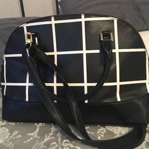 Black and white Merona shoulder bag