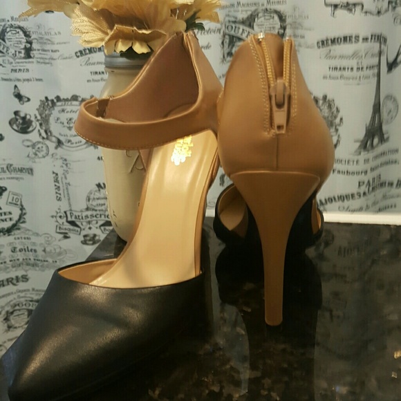 ColorBlock Heels - Picture 4 of 4