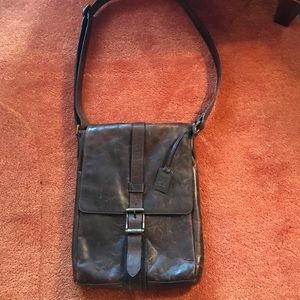 Frye men's Logan small messenger bag