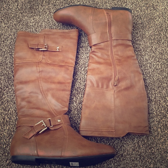 Tan faux leather boots from Wet Seal NWT