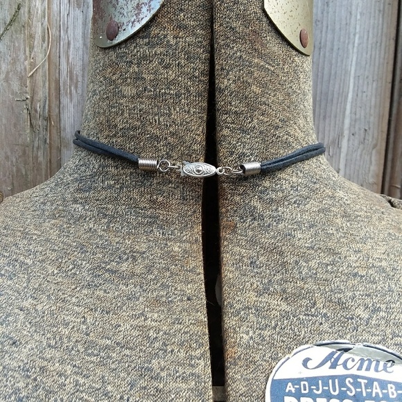 Pewter color anchor charm necklace NWOT. - Picture 4 of 4