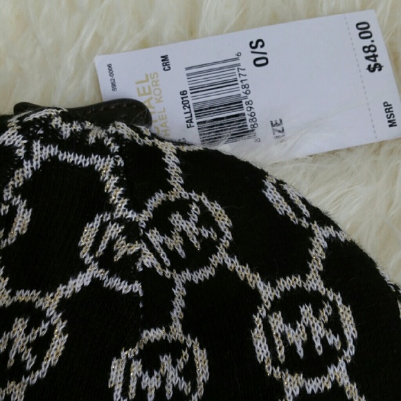🌟Michael Kors Beanie/metallic threading! - Picture 2 of 2