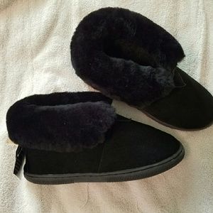 Bear Paw slippers NIB