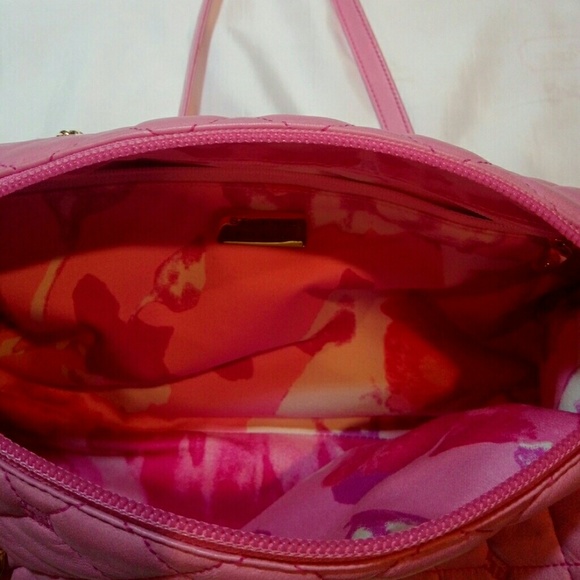 St. John Couture Pink Lambskin Barrel Bag - Picture 3 of 4