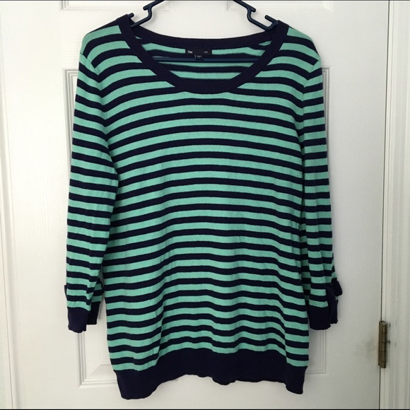 Striped GAP sweater