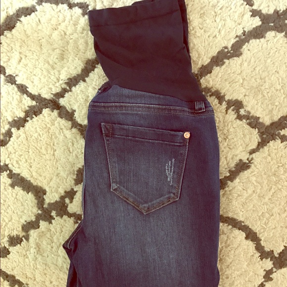 Kenzie Destroyed Maternity Jeans