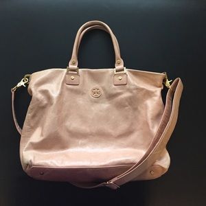 Try Burch Pink Purse