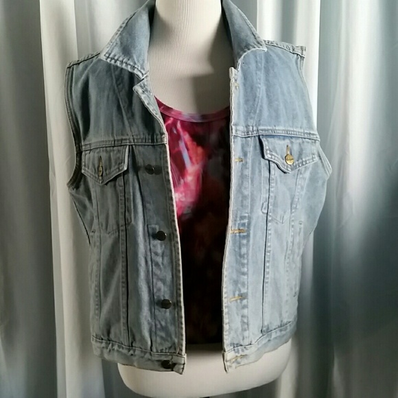 Jean Vest
