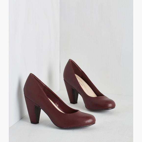 Burgundy Modcloth Sz 9 Heels