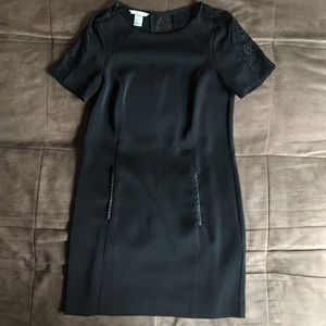 💕Black lace detail H&M dress