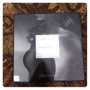 Victoria Secret U-Plunge Backless Push-Up