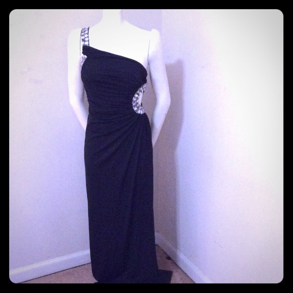 Windsor black evening gown size 5