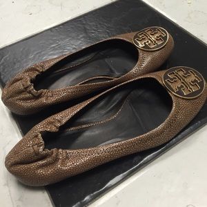 Tory Burch Coconut Stingray Reva flats