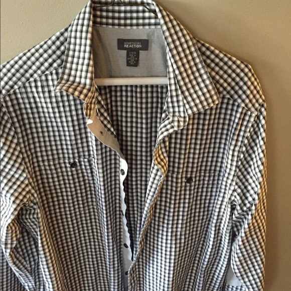 Kenneth Cole reaction shirt