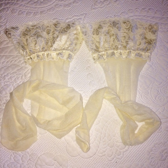 💋💋Sheer Ivory Cream Thigh High Stockings💋💋L-3
