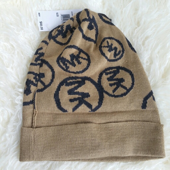 Michael Kors Accessories - 🌟🌟LAST DAY LISTED 🌟🌟Michael Kors Beanie NWT