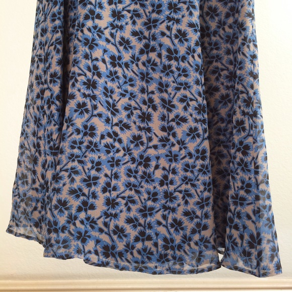 Anthropologie silk dress - Picture 5 of 6
