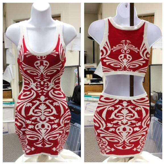 bebe Dresses & Skirts - Bebe dress perfect for holiday season. Size xs