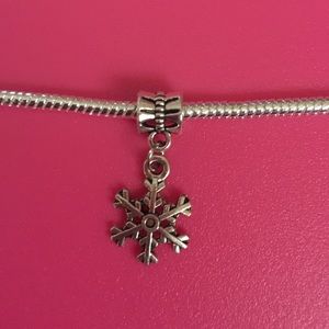 Snowflakes Dangling Charm