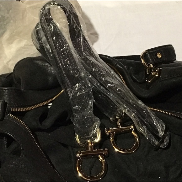 Gustto Handbag - Picture 4 of 4