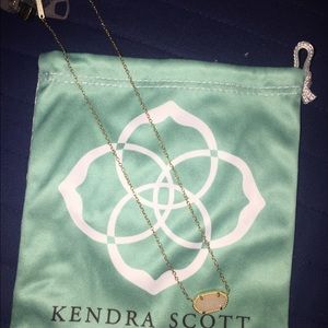 •sold• Kendra Scott necklace