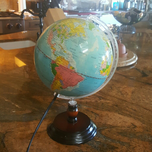 Globe Light