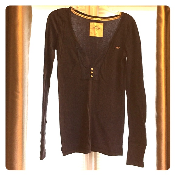 Long sleeve Navy Henley