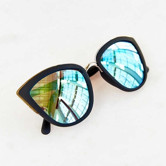 Quay "My Girl" sunglasses