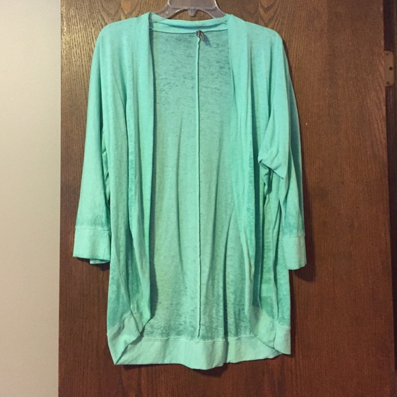 Vanity 3/4 sleeve top