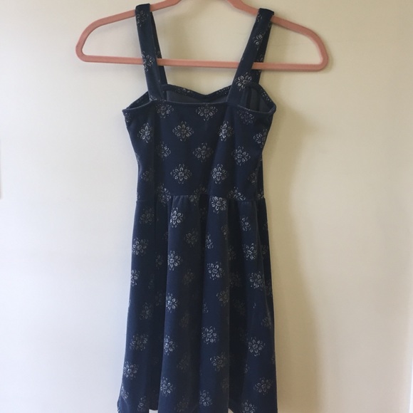 EUC Abercrombie Kids Patterned Dress - Picture 2 of 4