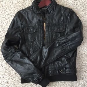 LAST CHANCE⭐️Faux-Leather Black Jacket - Lined