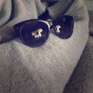 Oliver Peoples sunglasses