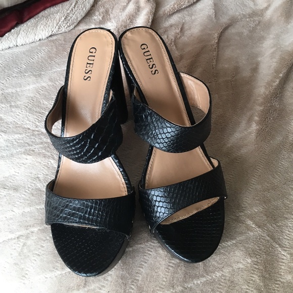 Guess Platform Heels Black Snake Shoes Sz 9