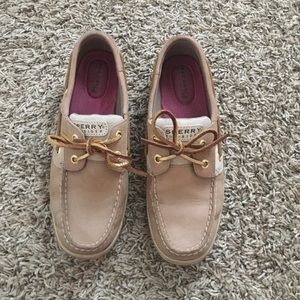 Sperry boat shoes