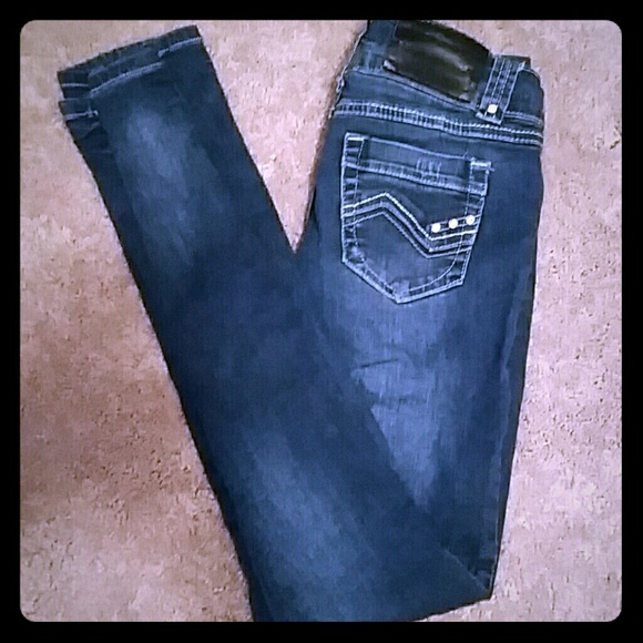 Jeans - Picture 1 of 2