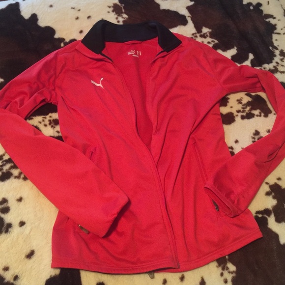 Puma Youth Large zip up